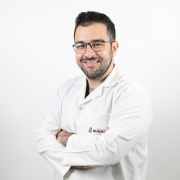 Yazan bizreh | Dentist